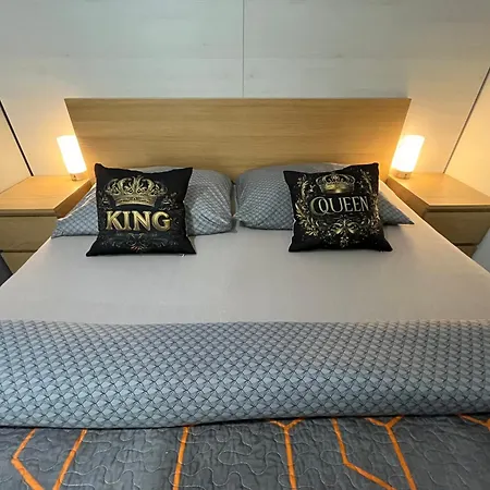 Appartement -free Parking- Trenčín