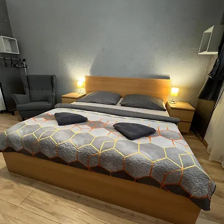 -free Parking- * Trenčín