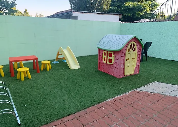 -free Parking- * Trenčín