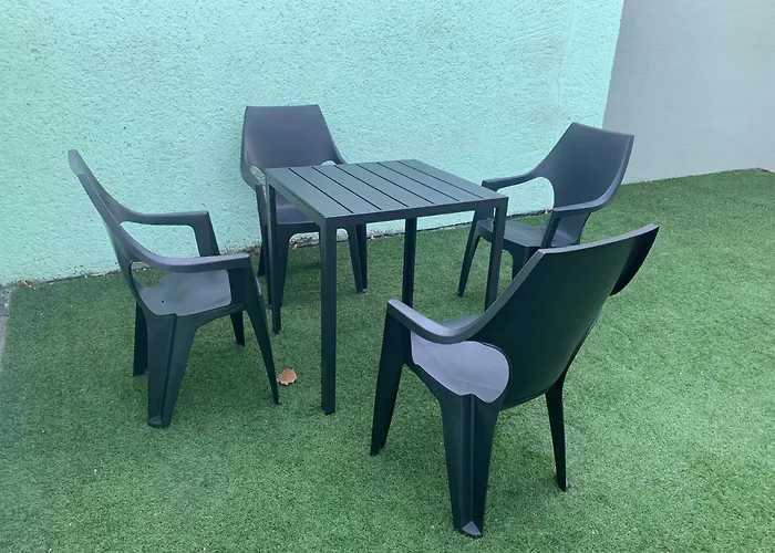 -free Parking- * Trenčín